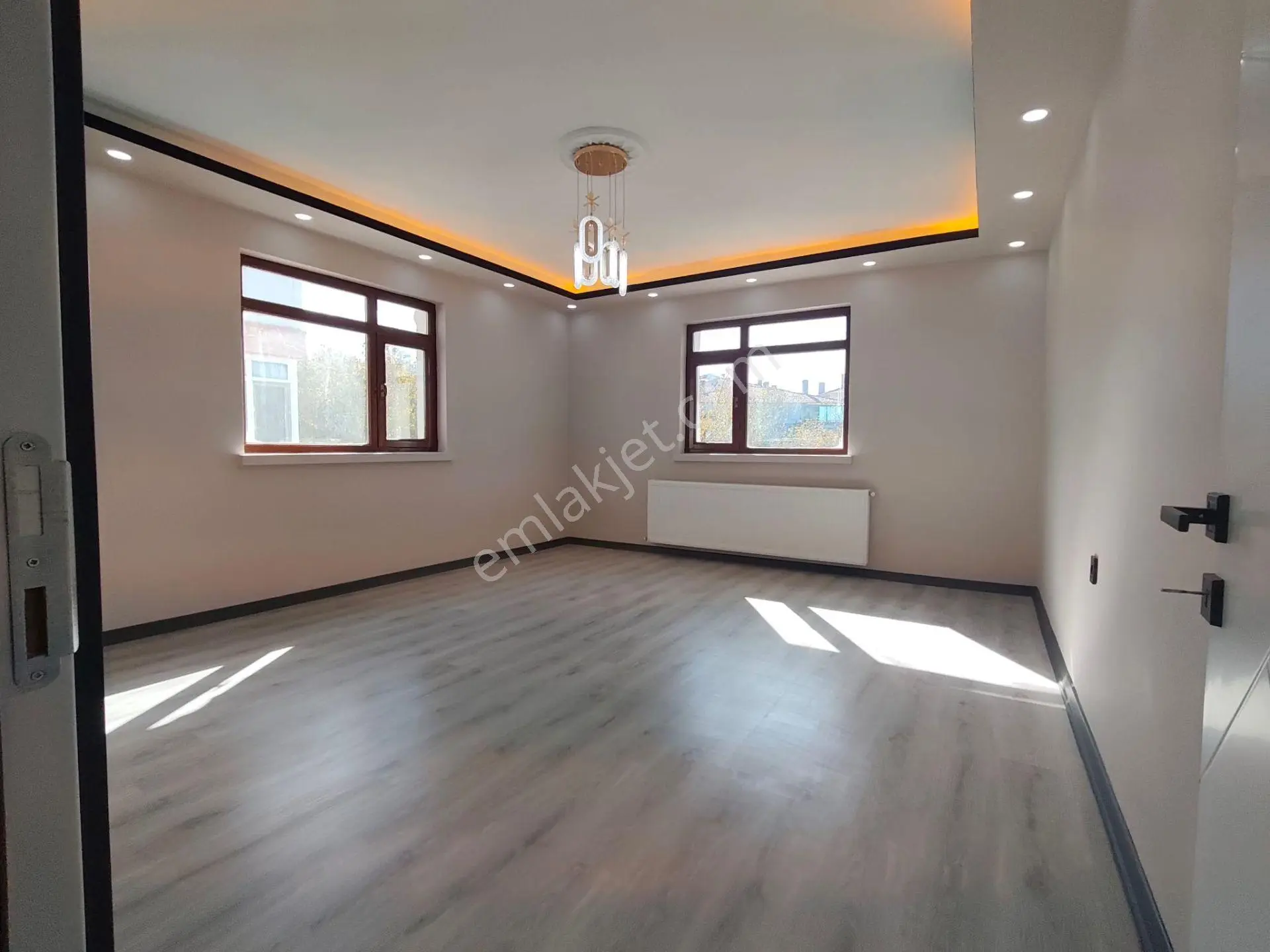 Yılmaz Gayrımenkulden 3+1 Cadde Üzeri Ful Yapılı 2 Ara Kat Pazarlıklı — fotoğraf 16