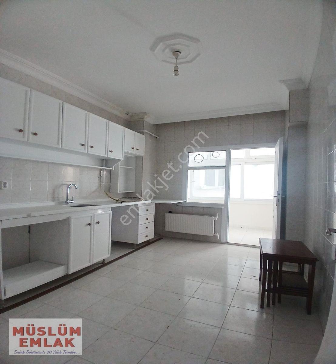 Müslüm Emlak'tan 2+1 Ön Cephede Cihangir'de — fotoğraf 11