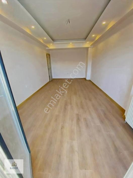 Cennet Mah.site İçi 3+1 Otoparklı Lüx Geniş Daire — fotoğraf 4