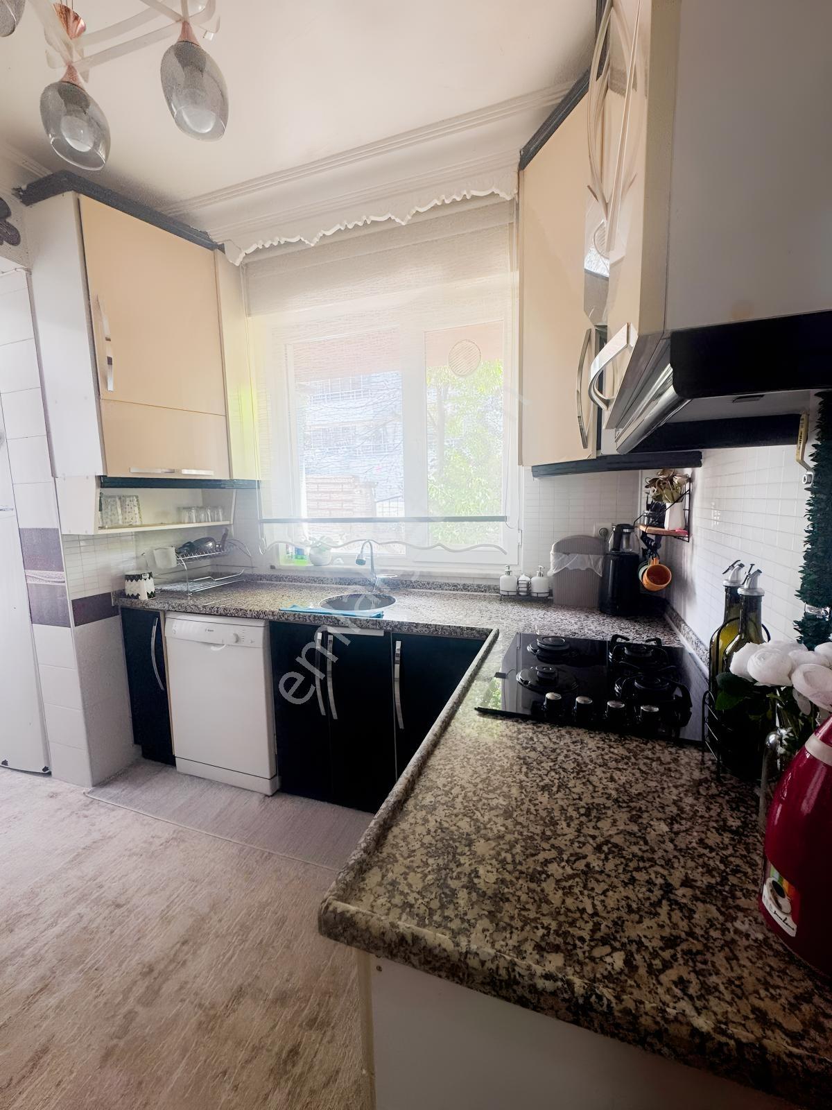 Konya Beyşehir Yeni Mah De Satılık Gölmanzaralı Ters Dublexs — fotoğraf 2