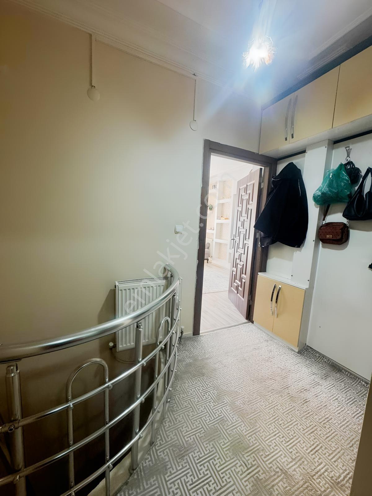 Konya Beyşehir Yeni Mah De Satılık Gölmanzaralı Ters Dublexs — fotoğraf 6