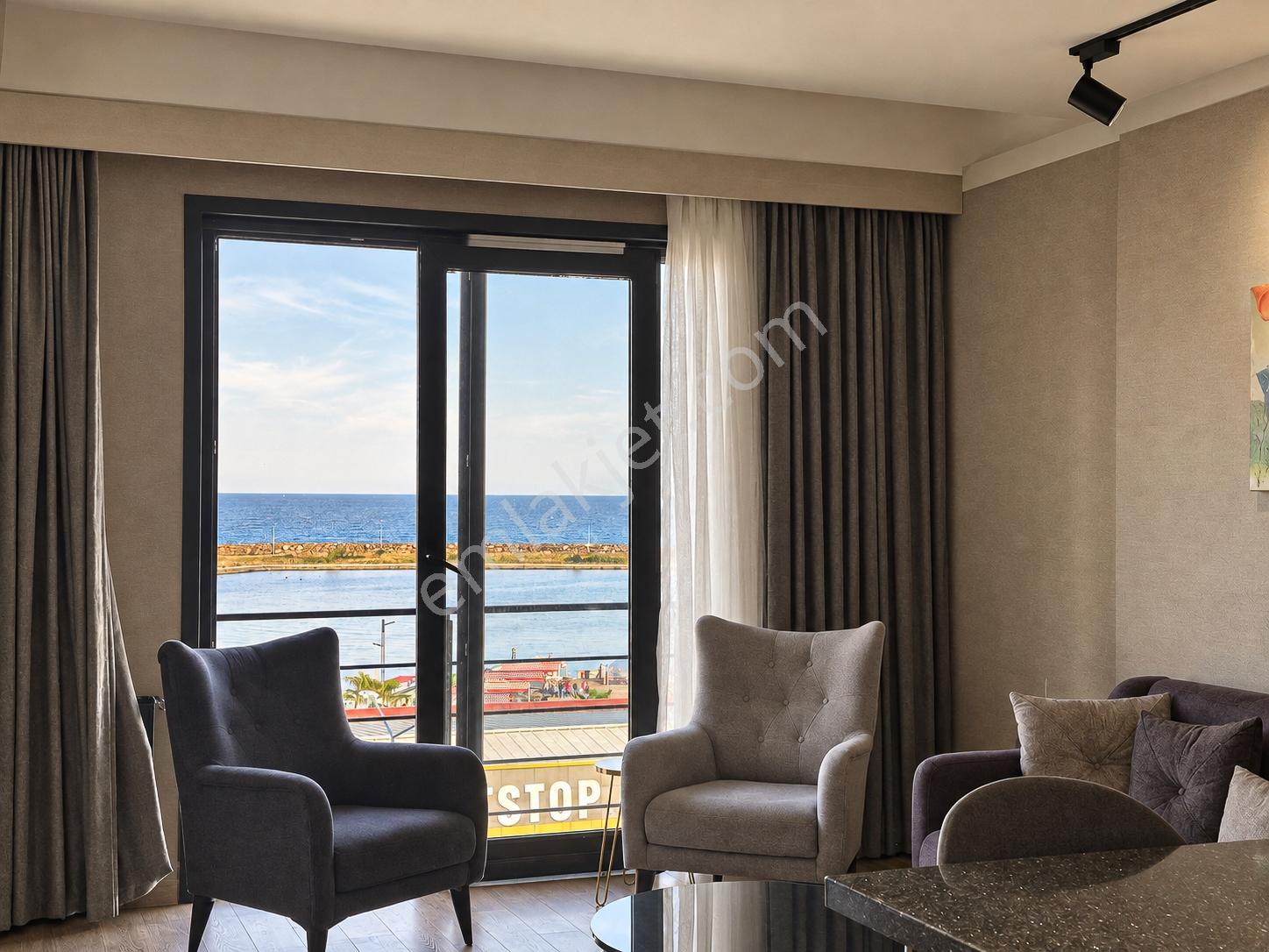 Atakum Körfez Yat Limanı Karşısında Deniz Manzaralı Eşyalı 1+1 — fotoğraf 3