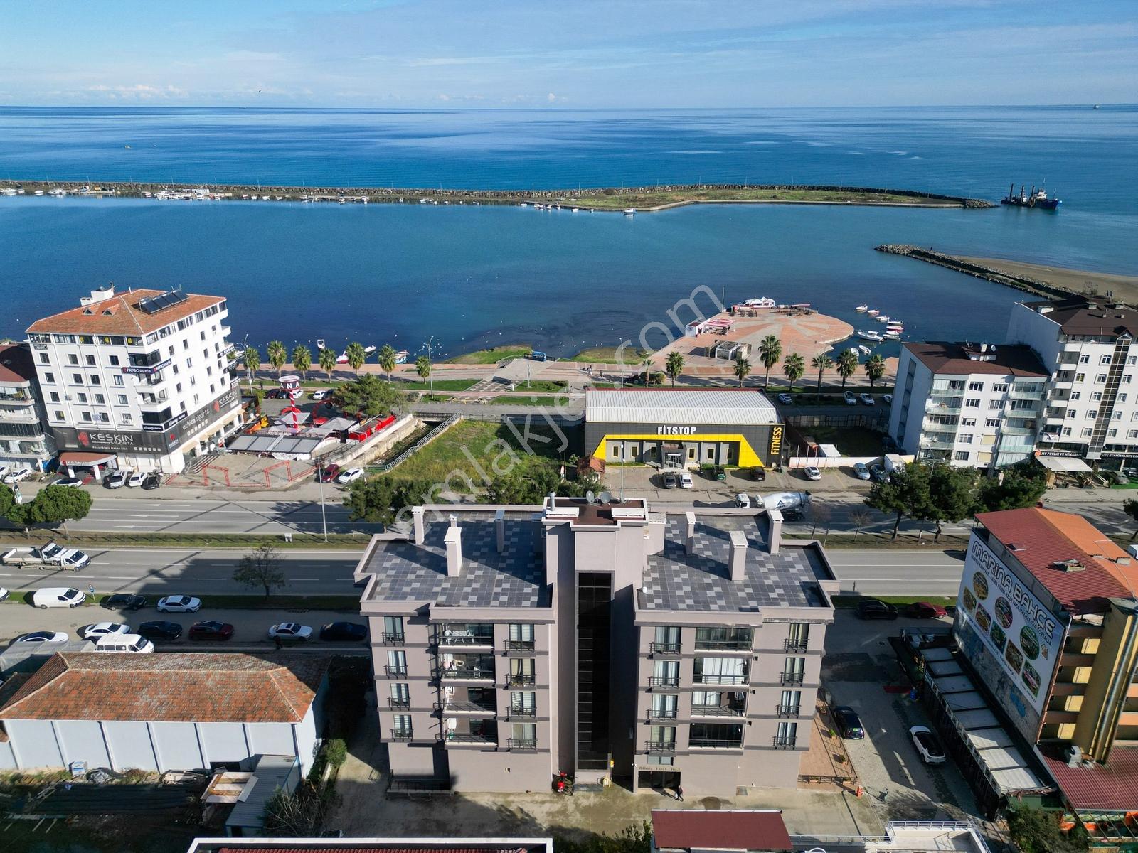 Atakum Körfez Yat Limanı Karşısında Deniz Manzaralı Eşyalı 1+1 — fotoğraf 31