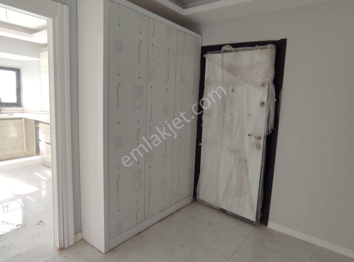 Altintaş'ta Site İçi 3+1 Satilik Daire — fotoğraf 9
