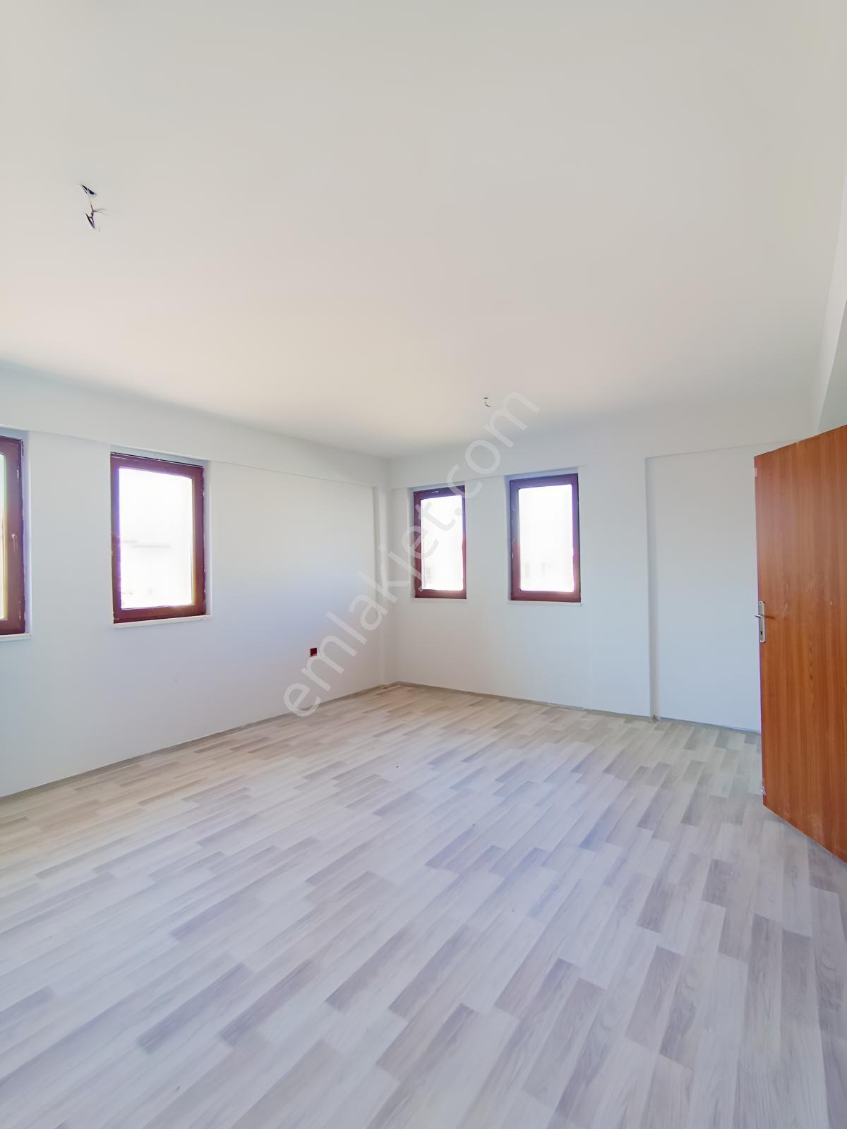 Canbay Yapı'dan Akçadağ Sahilköy'de Müstakil Köy Evi — fotoğraf 13