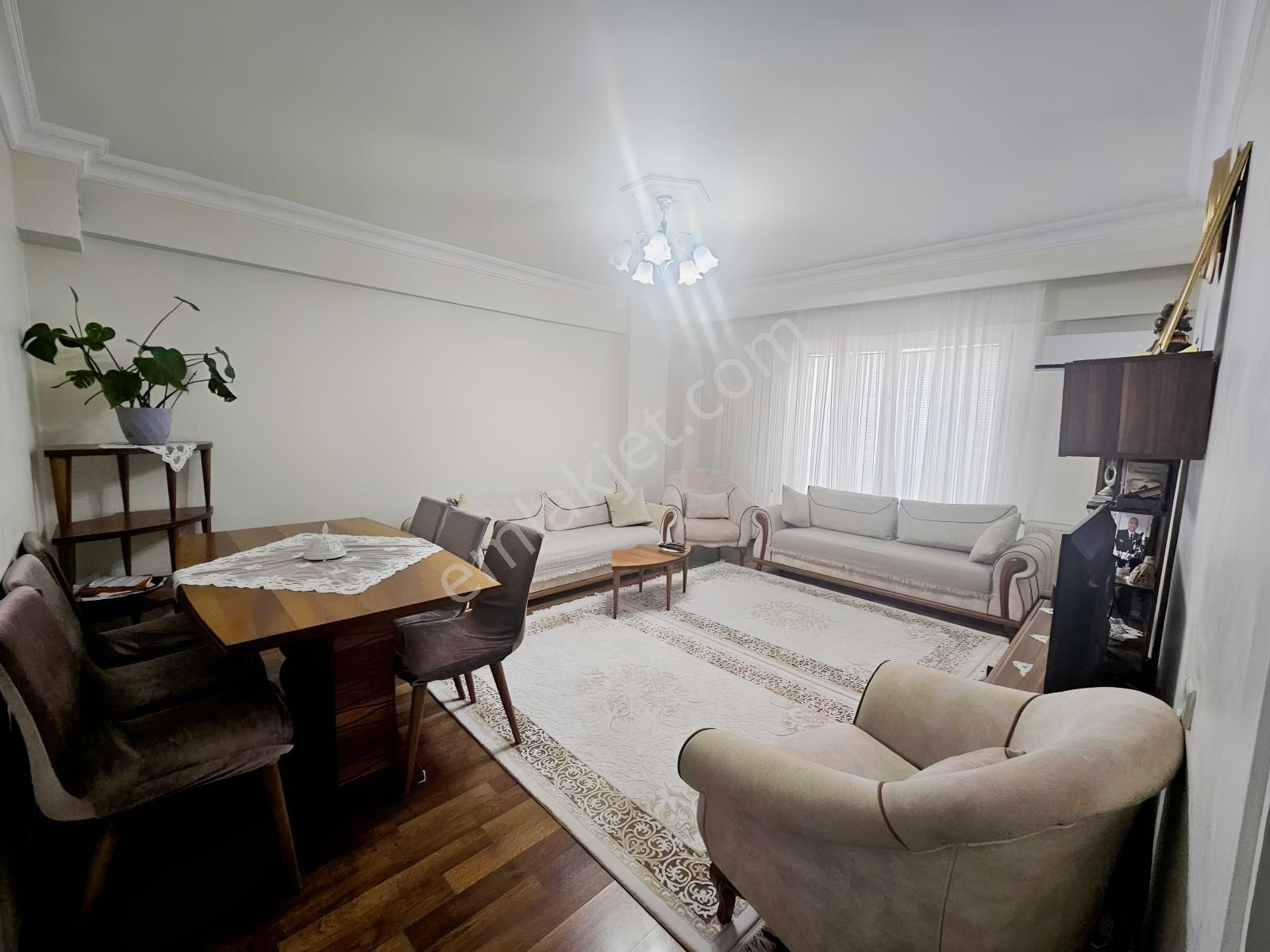 Halkalı Merkez De Satılık Kapalı Otoparlık 3+1 Daire — fotoğraf 16
