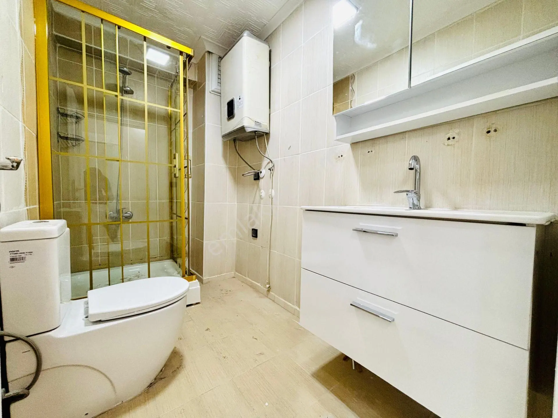 Yükselden Altınkumda 50 M² Şık Ada Mutfaklı 1+1 Satılık Daire — fotoğraf 23
