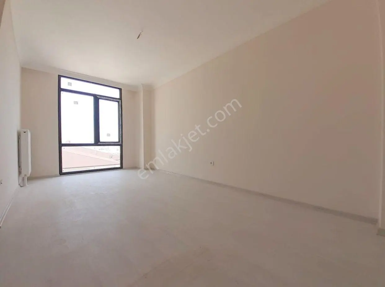 Mertcan'dan Havuzlu Güvenlikli Sitede Ara Kat 2+1 Daire — fotoğraf 8