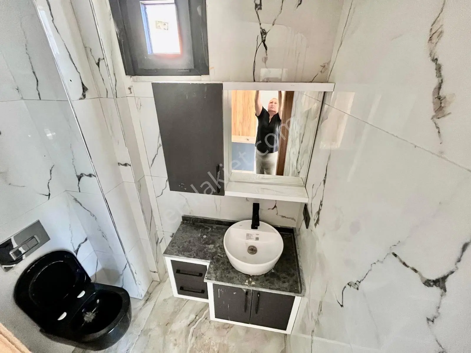 Ay Emlaktan Pelitköy'de Denize Sadece 1 Sokak Doğa İle İç İçe Satılık 4+1 Lüks Müstakil Villa — fotoğraf 26