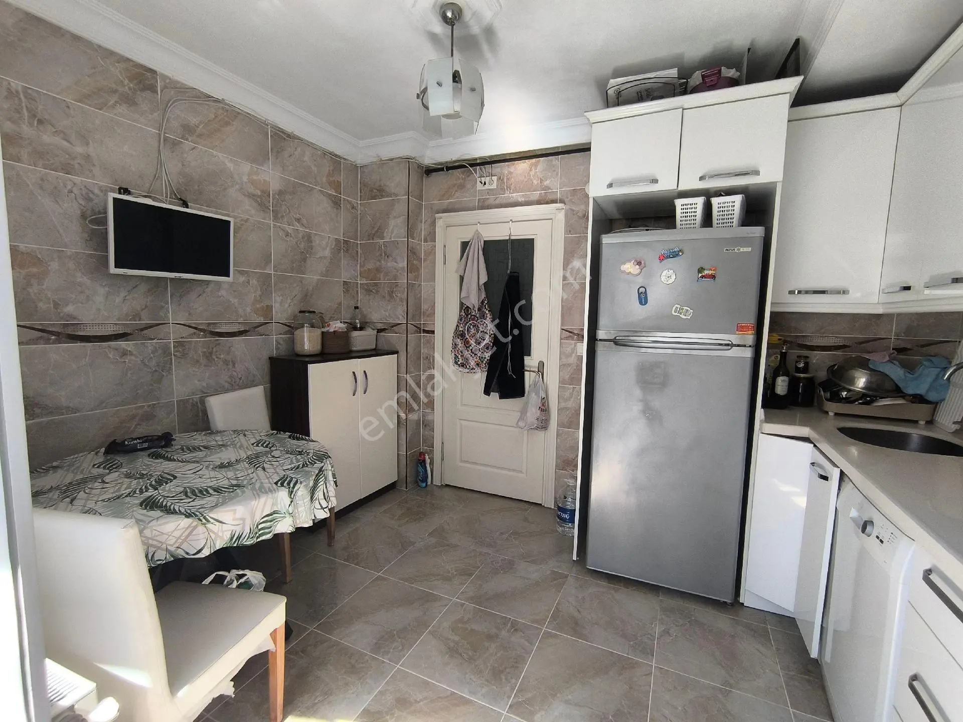 Eviza Konaklarına Yakın 2+1 100m2 Lüx Daire-serhat Emlak — fotoğraf 4