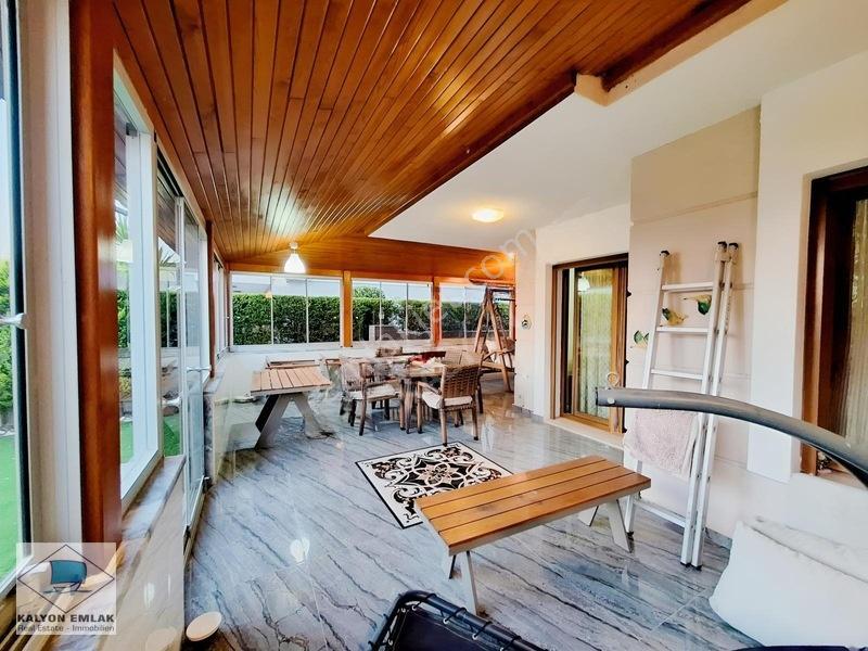 Çeşme Çiftlikköy'de Kalyon'dan Satılık Özel Kış Bahçeli Villa — fotoğraf 12