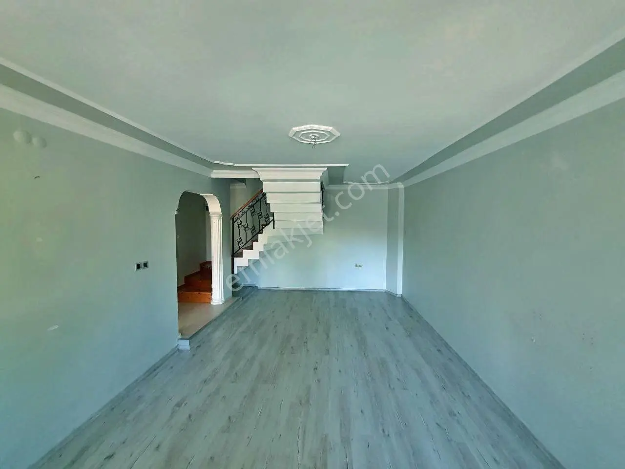 Uytundan Edremit Hamidiye Mahallesinde Daire Fiyatına 4+1 Villa — fotoğraf 5