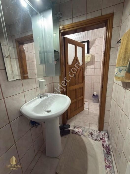 Satılık 6 Bloklu Site İçinde Fırsat 2+1 Ayrı Mutfak Daire — fotoğraf 8