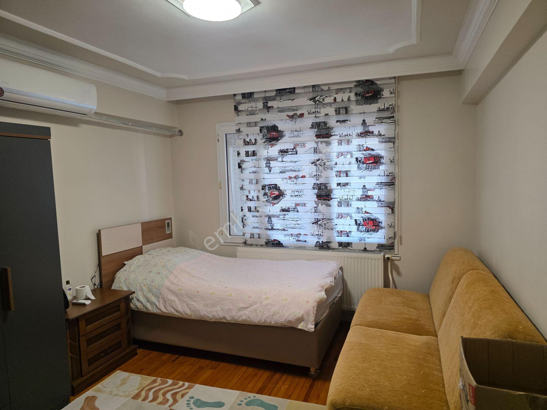 Salihli Cumhuriyet Mahallesi Satılık Geniş 3+1 Daire — fotoğraf 8
