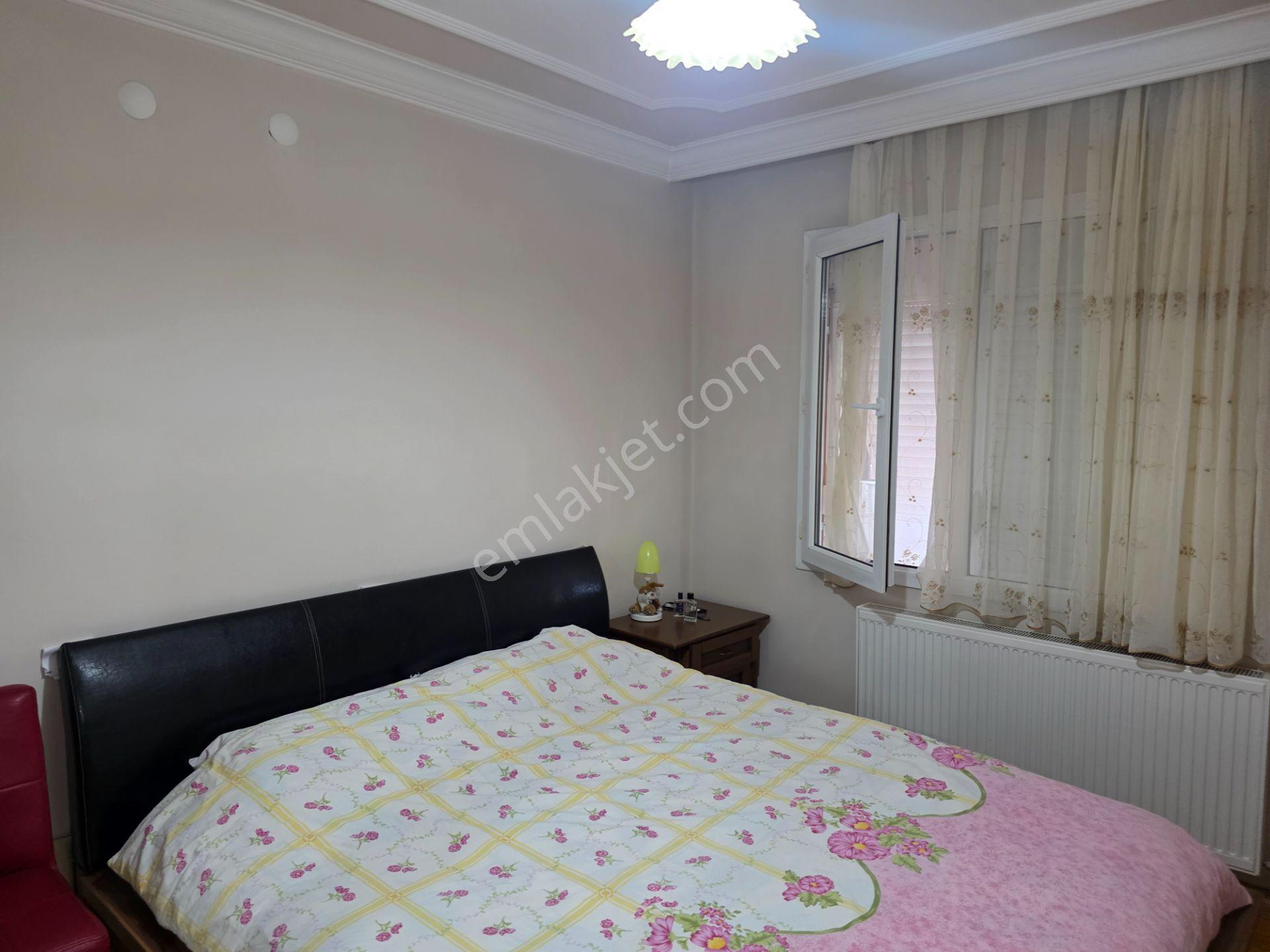 Salihli Cumhuriyet Mahallesi Satılık Geniş 3+1 Daire — fotoğraf 11