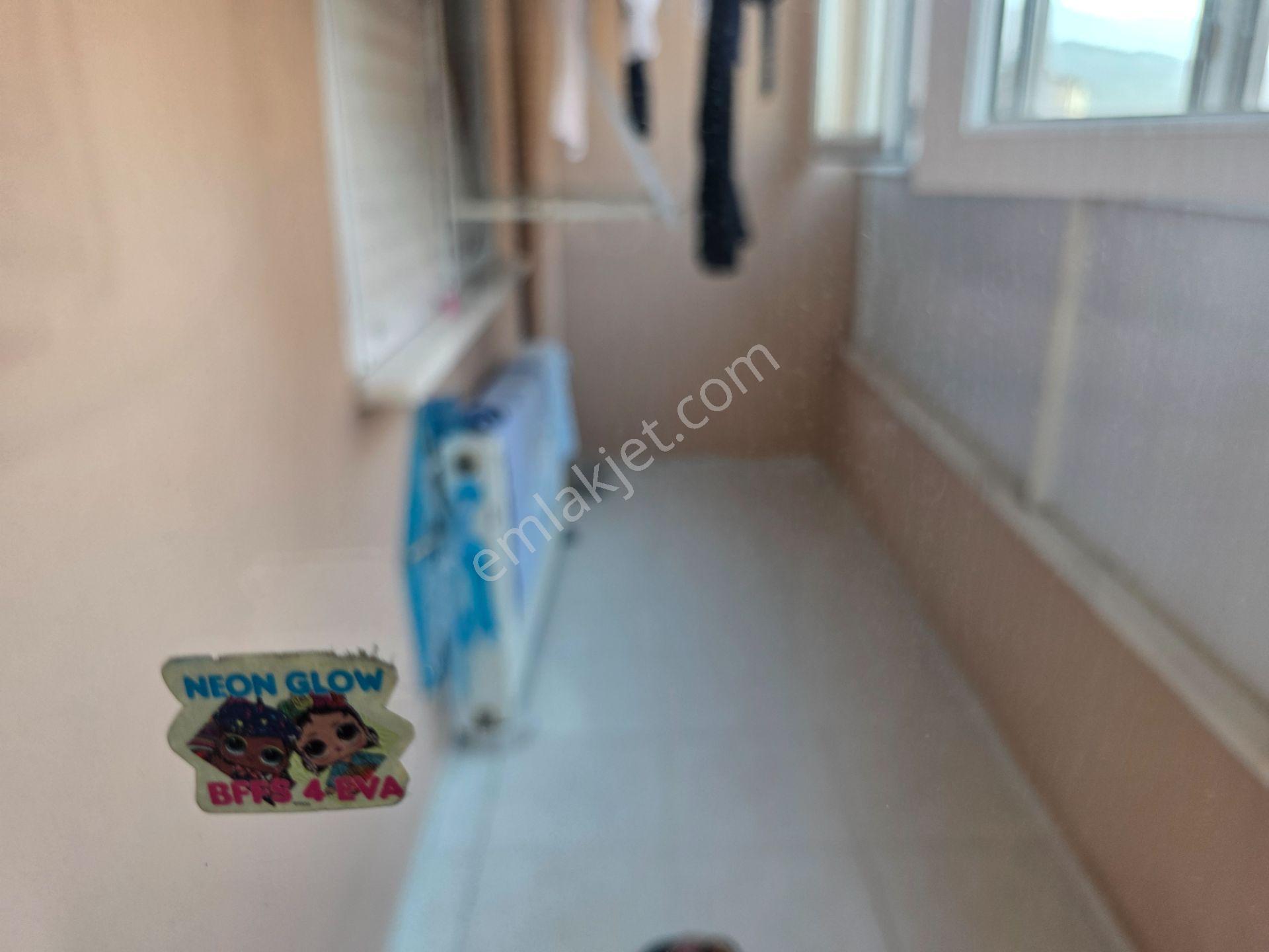 Salihli Cumhuriyet Mahallesi Satılık Geniş 3+1 Daire — fotoğraf 16