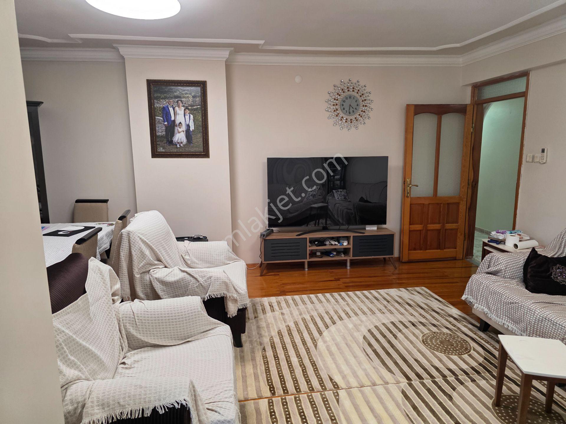 Salihli Cumhuriyet Mahallesi Satılık Geniş 3+1 Daire — fotoğraf 18