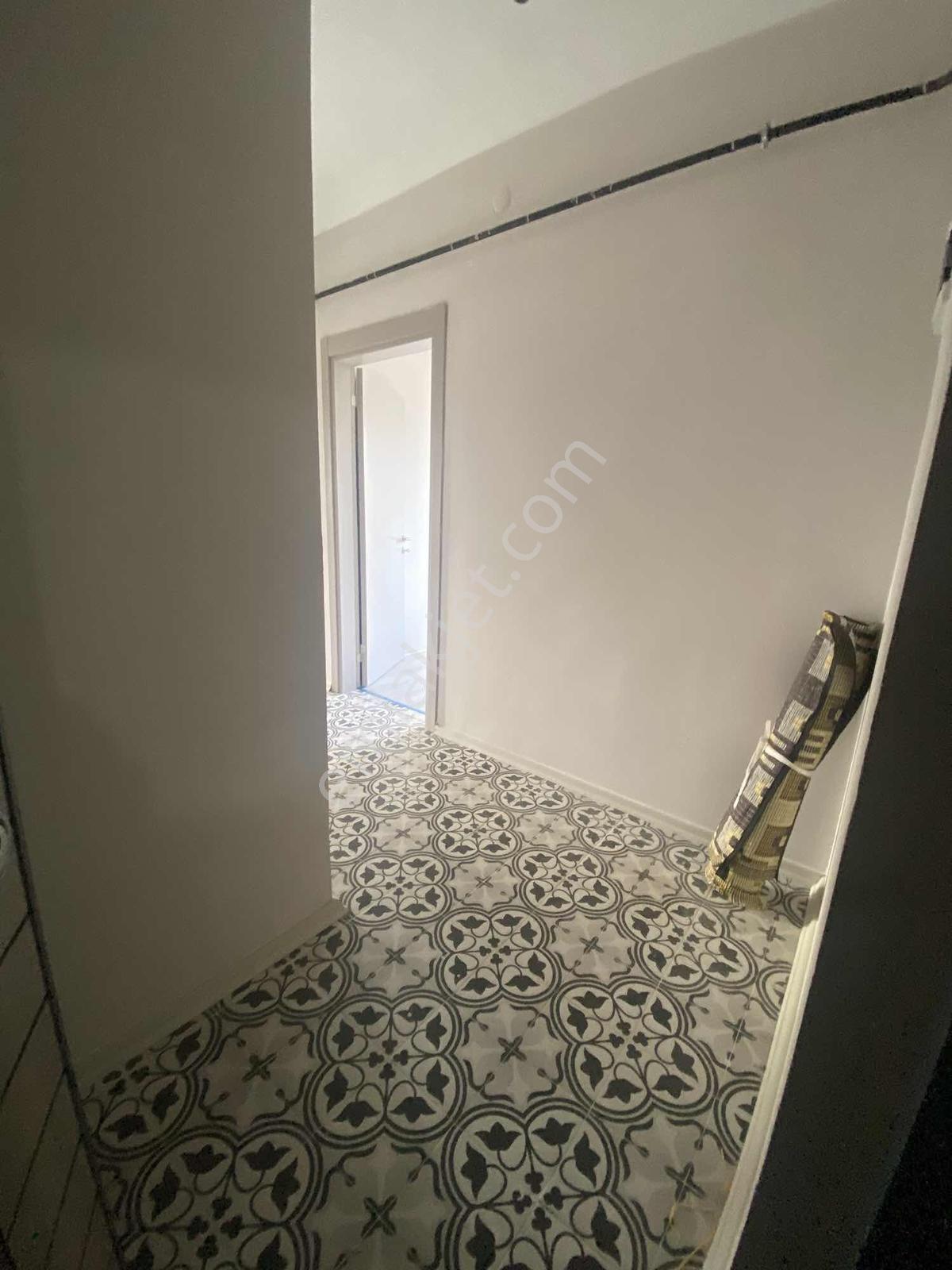 Sıfır 2+1 Ara Kat Havuzlu Sitede Fırsat Daire! — fotoğraf 2