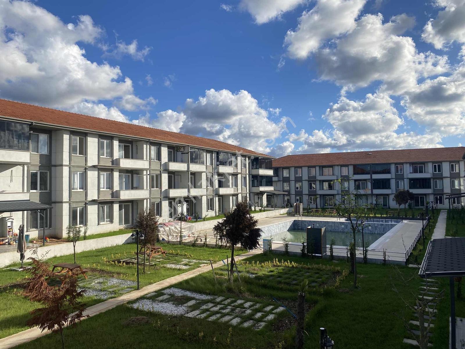 Sıfır 2+1 Ara Kat Havuzlu Sitede Fırsat Daire! — fotoğraf 17