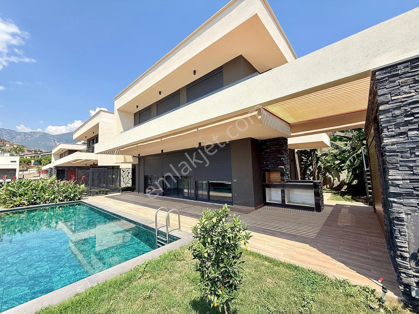 Kargıcakta Satılık Lüks 3+1 Villa | Havuzlu, Bahçeli Ve Akıllı — fotoğraf 2