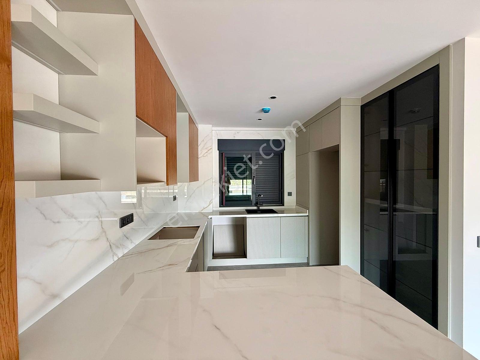 Kargıcakta Satılık Lüks 3+1 Villa | Havuzlu, Bahçeli Ve Akıllı — fotoğraf 13
