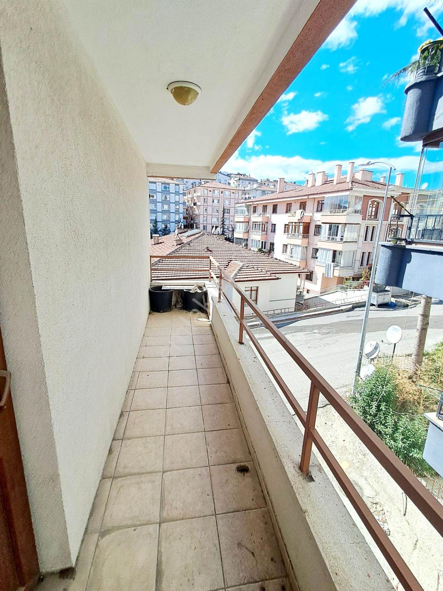 Uzman Emlak'dan 19 Mayıs Cadde Yanında Orta Katta Yapılı Geniş 3+1 Daire — fotoğraf 26