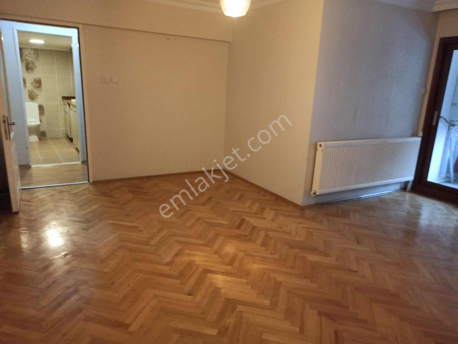 Şirinyer Emek Sitesinde Ara Kat 3+1 Otoparklı — fotoğraf 16
