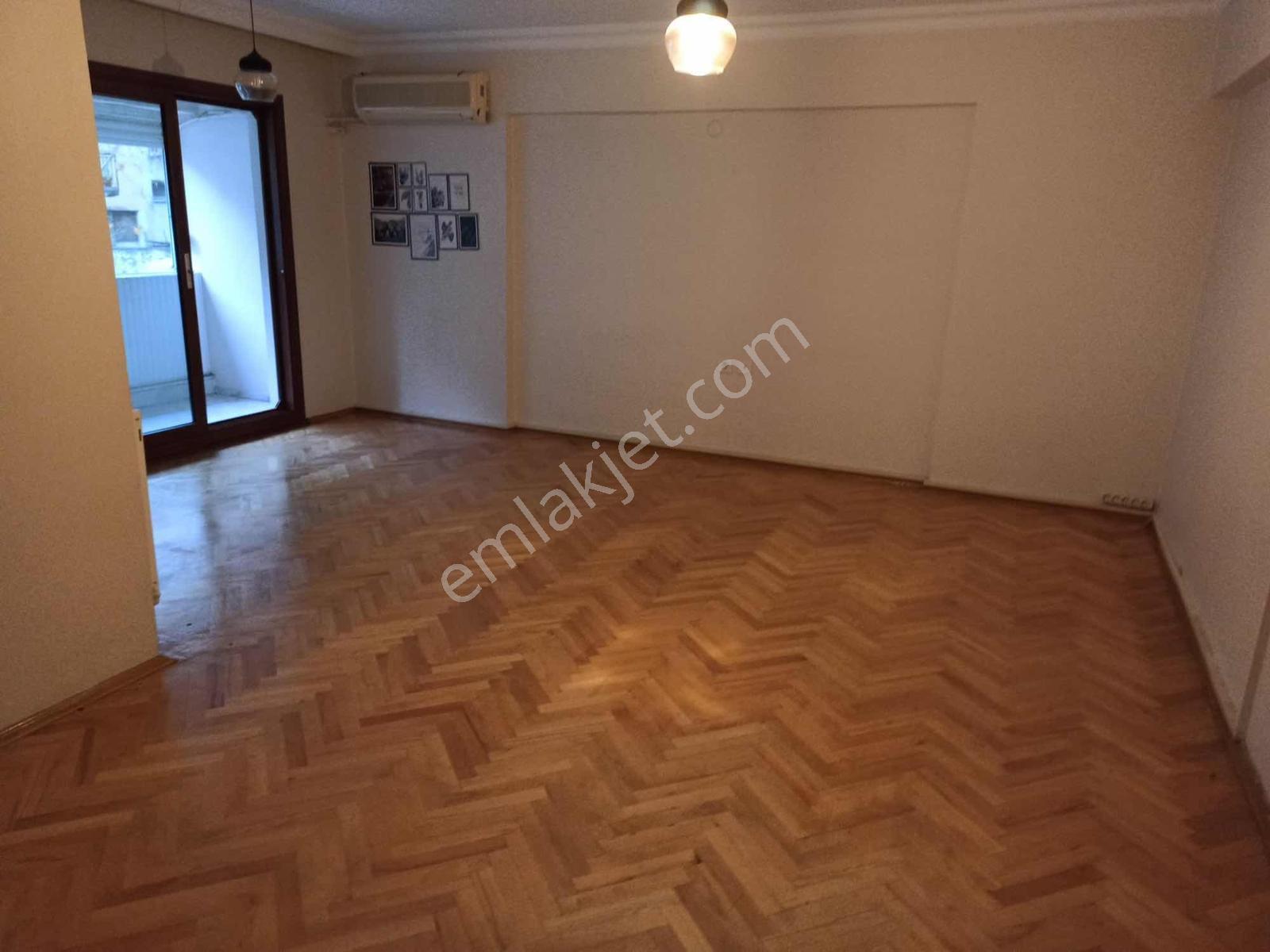 Şirinyer Emek Sitesinde Ara Kat 3+1 Otoparklı — fotoğraf 18