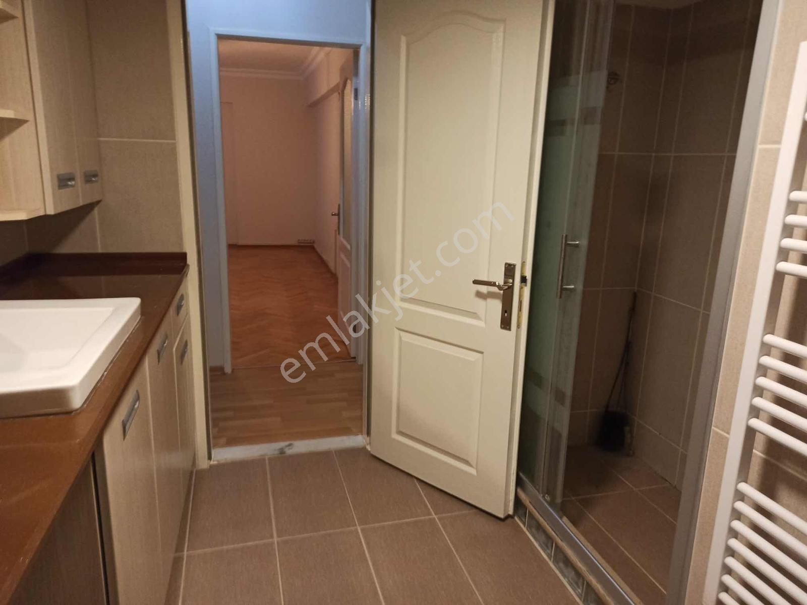 Şirinyer Emek Sitesinde Ara Kat 3+1 Otoparklı — fotoğraf 20