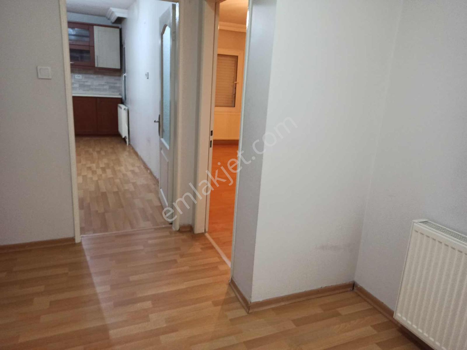 Şirinyer Emek Sitesinde Ara Kat 3+1 Otoparklı — fotoğraf 23