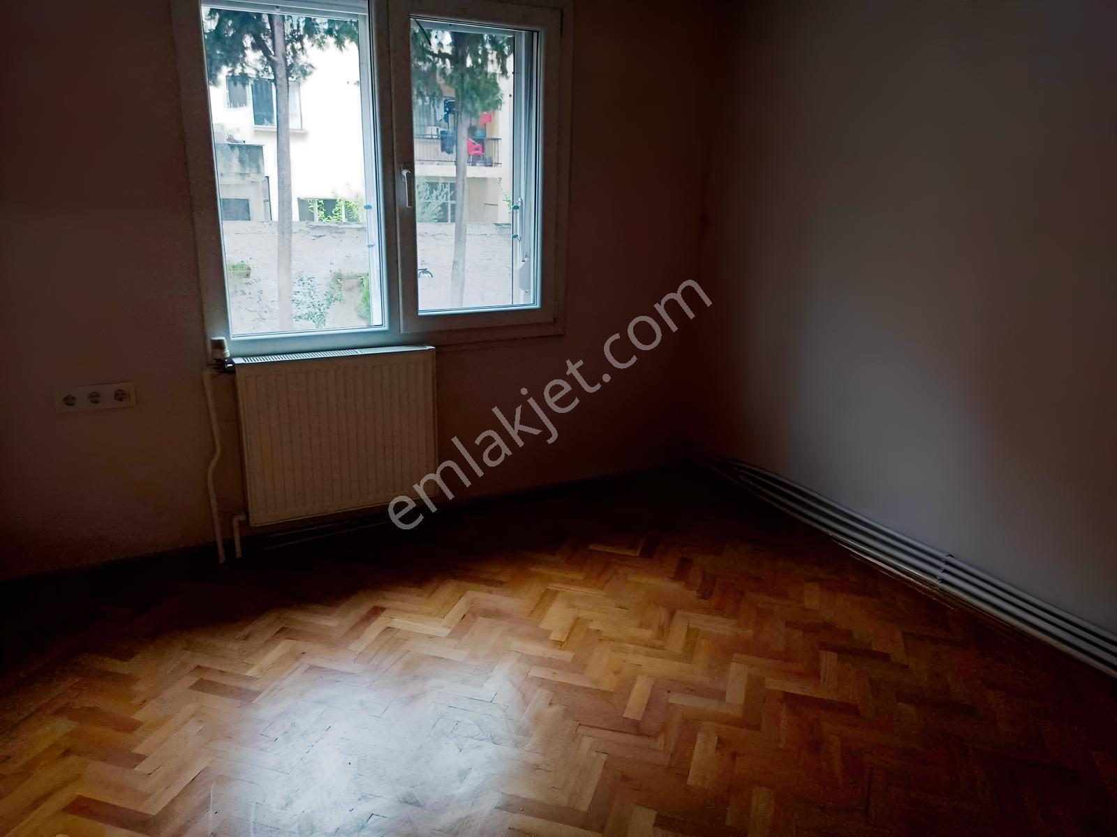 Şirinyer Emek Sitesinde Ara Kat 3+1 Otoparklı — fotoğraf 29