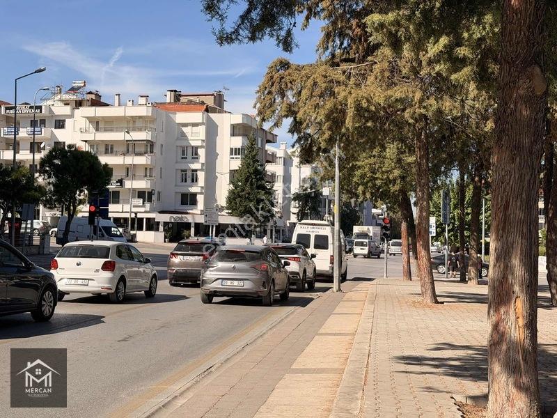Mercan'dan Forum Çamlık Avm Yakını Kopmle Satılık Bina !! — fotoğraf 3