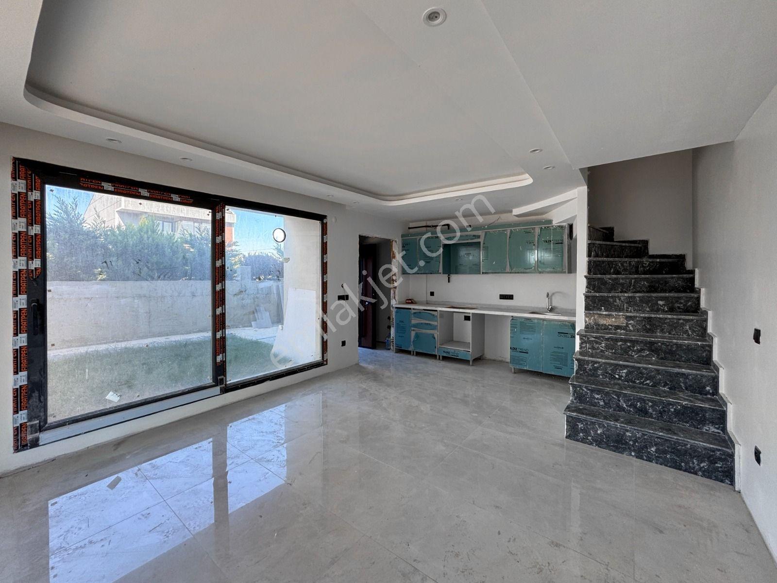 Silivri Selimpaşa Satılık 3+1 Villa — fotoğraf 6