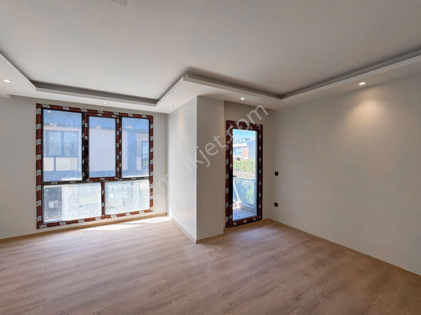 Silivri Selimpaşa Satılık 3+1 Villa — fotoğraf 9