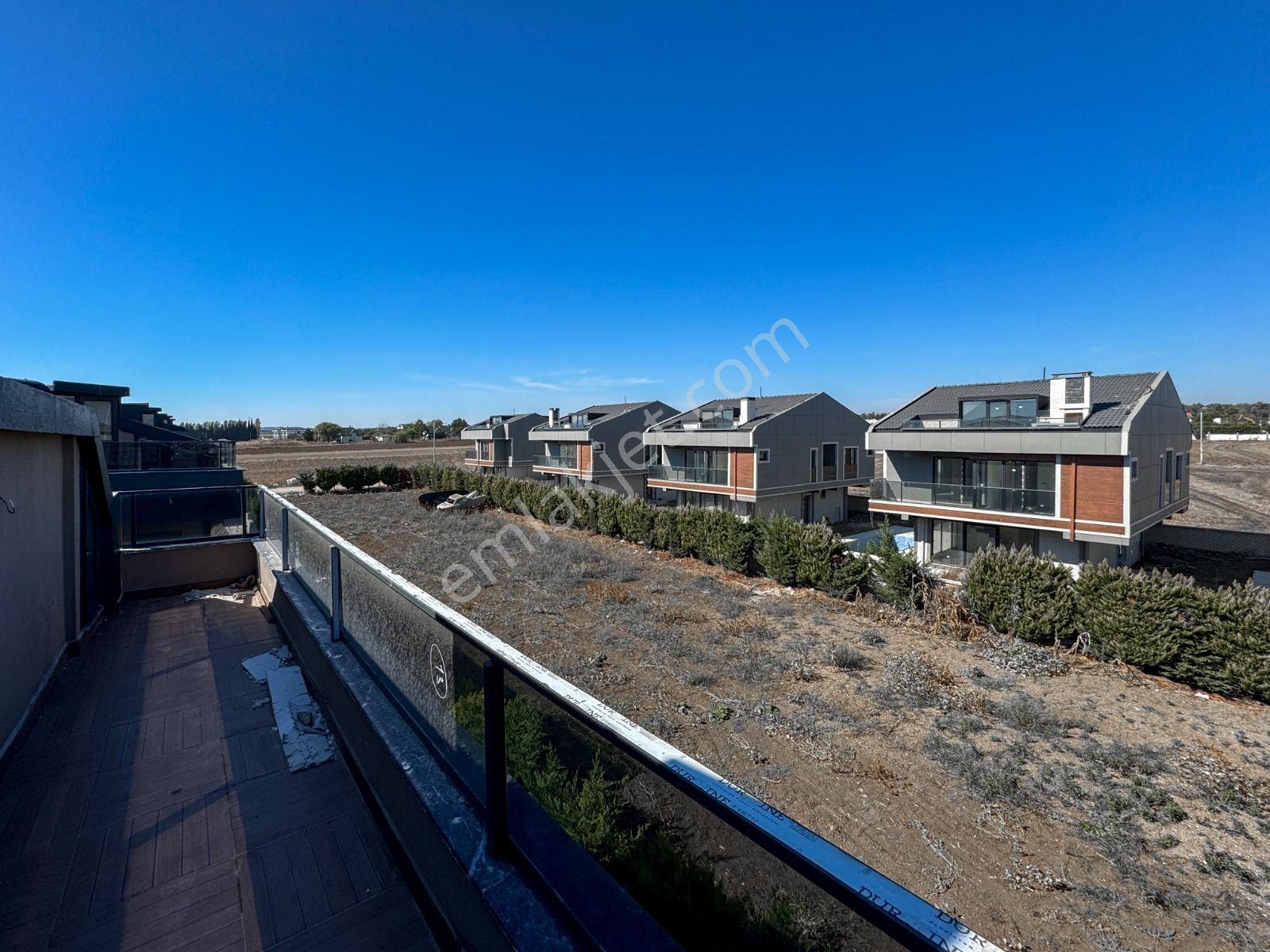 Silivri Selimpaşa Satılık 3+1 Villa — fotoğraf 22