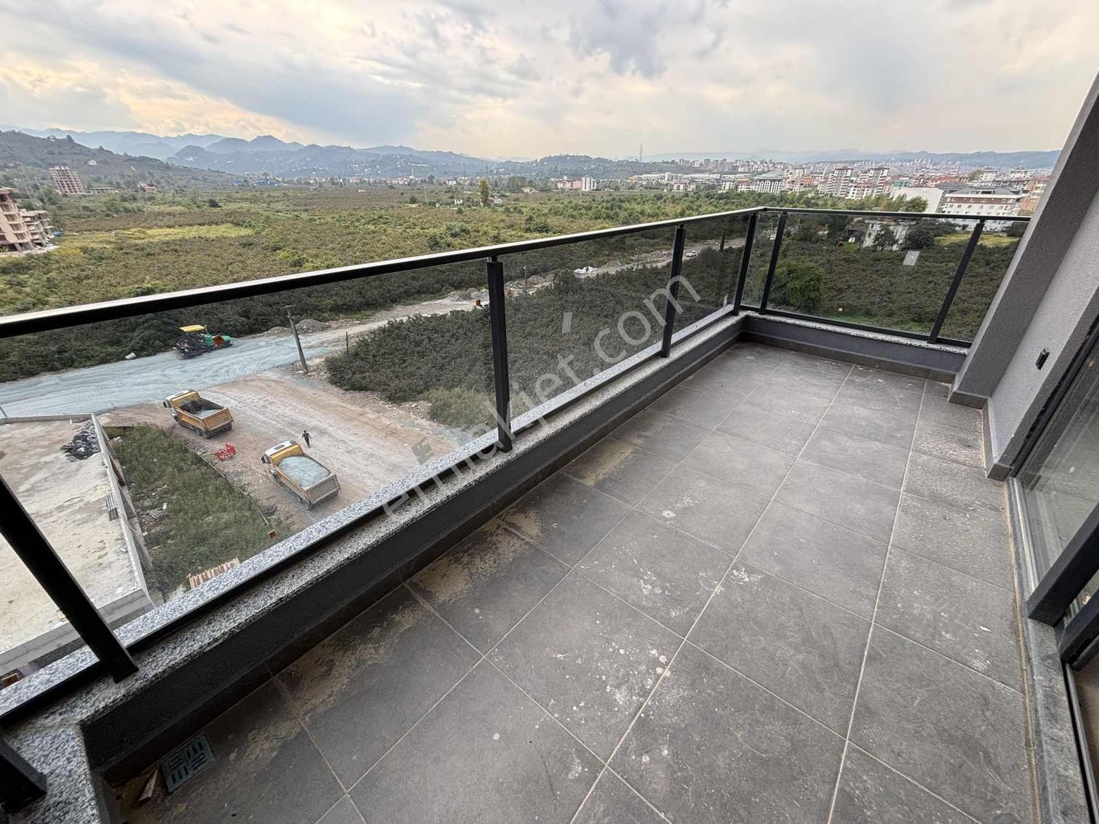 Ordu Cumhuriyet'te Lüks-sıfır 2+1 Satılık Daire — fotoğraf 4