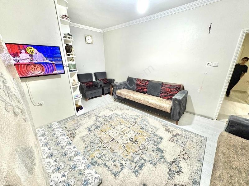 Satılık 2+1 Ara Kat Net 90m2 Merkezi Konumda Temiz Daire — fotoğraf 3