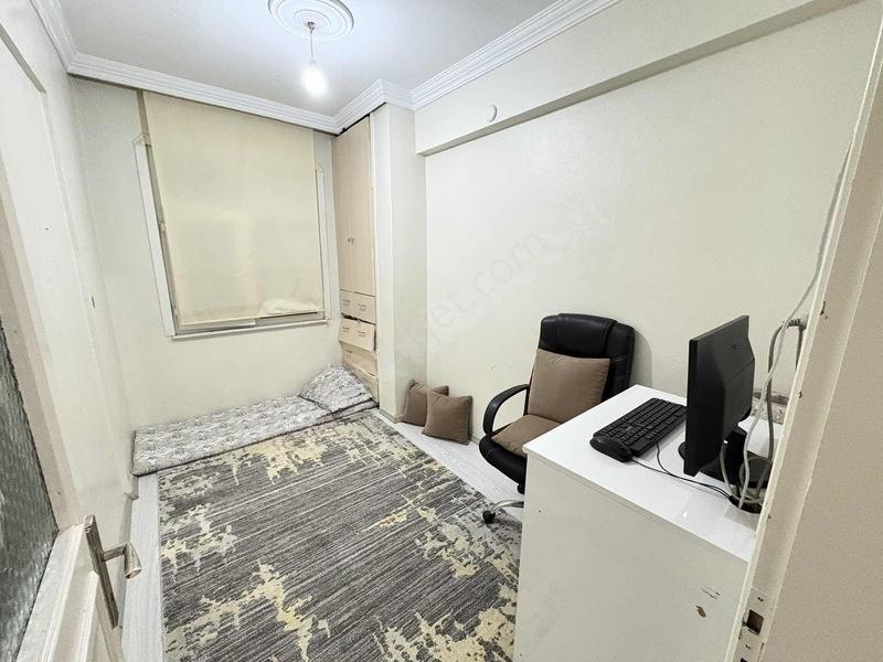 Satılık 2+1 Ara Kat Net 90m2 Merkezi Konumda Temiz Daire — fotoğraf 8