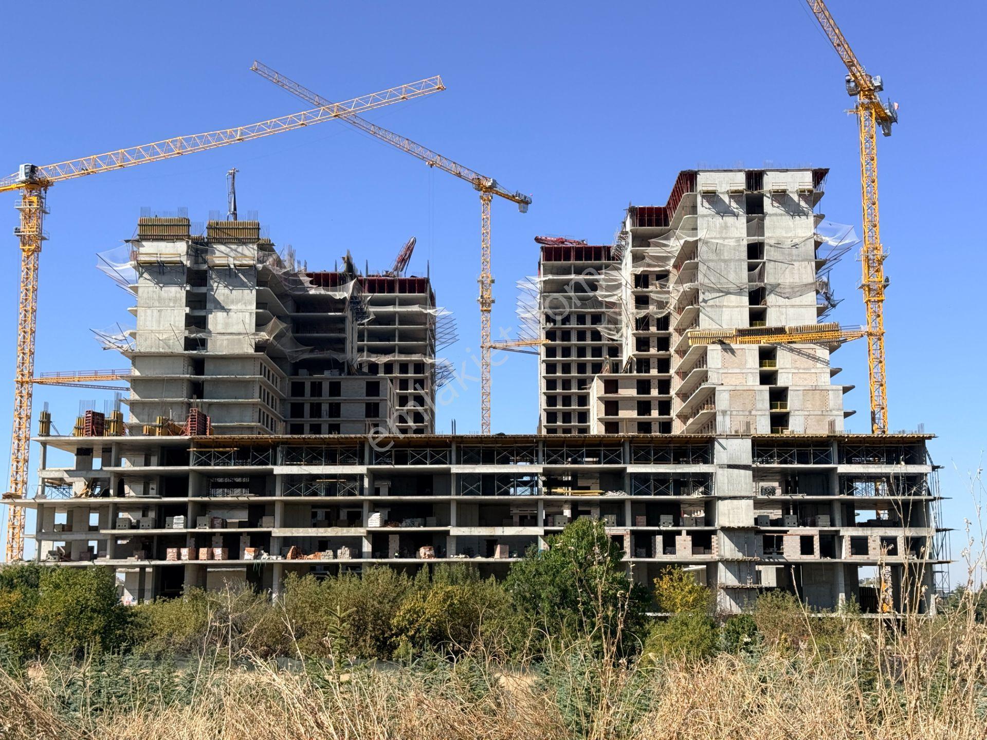 İz İncek Projesinde Hemen Tapu Satılık 1+1 Daire — fotoğraf 22