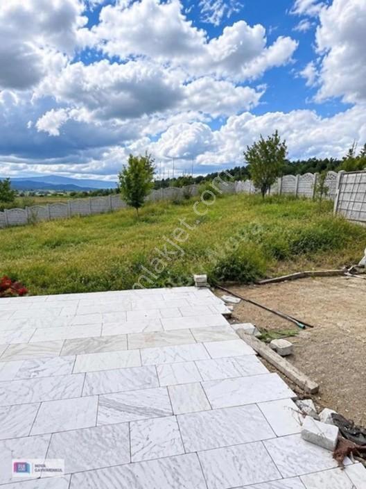 Gazlıgöl Yakını , 445m² Satılık Arsa (villa/hobi Bahçesi) — fotoğraf 4