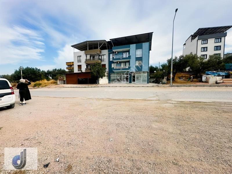 Nönü Mahallesinde Aranan Konumda Satılık Arsa — fotoğraf 2