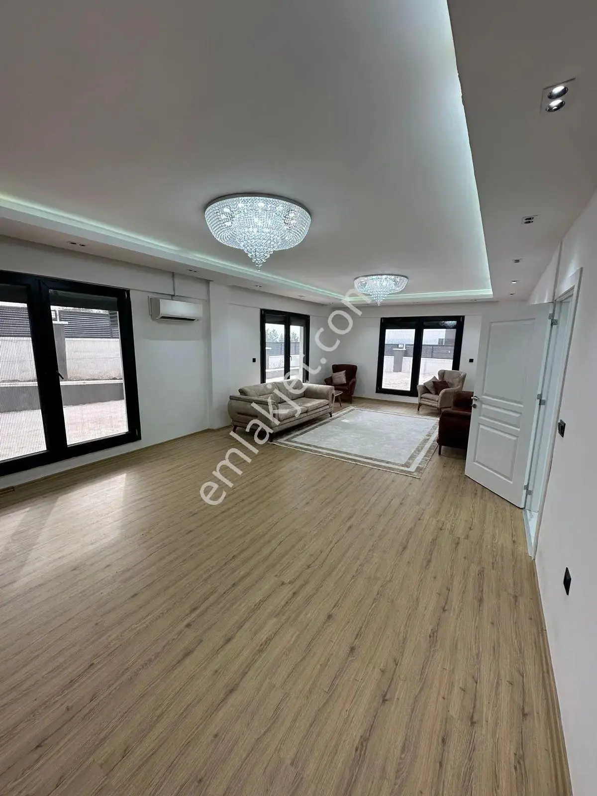 Oğuzeli Kurtuluş Acil Satılık Kelepir Fiyat Villa 3+1 4 Katlı — fotoğraf 3