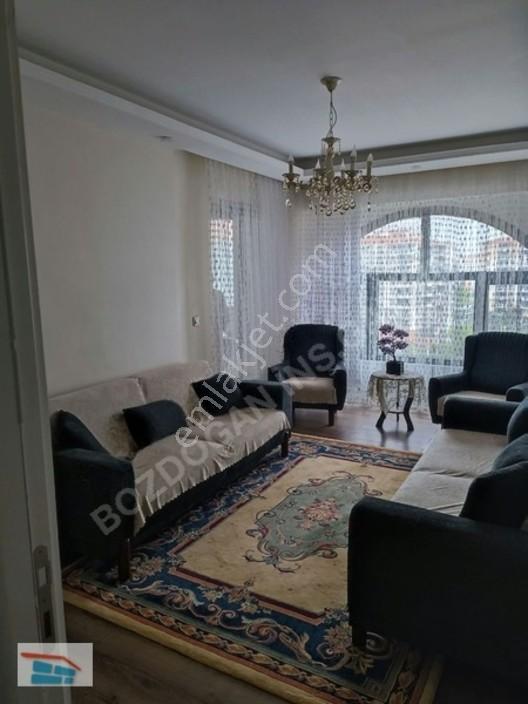 Bozdoğandan Güngör Caddesinde Satılık 3+1 Daire — fotoğraf 6
