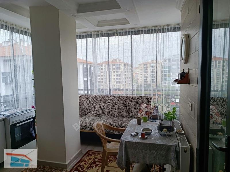 Bozdoğandan Güngör Caddesinde Satılık 3+1 Daire — fotoğraf 20