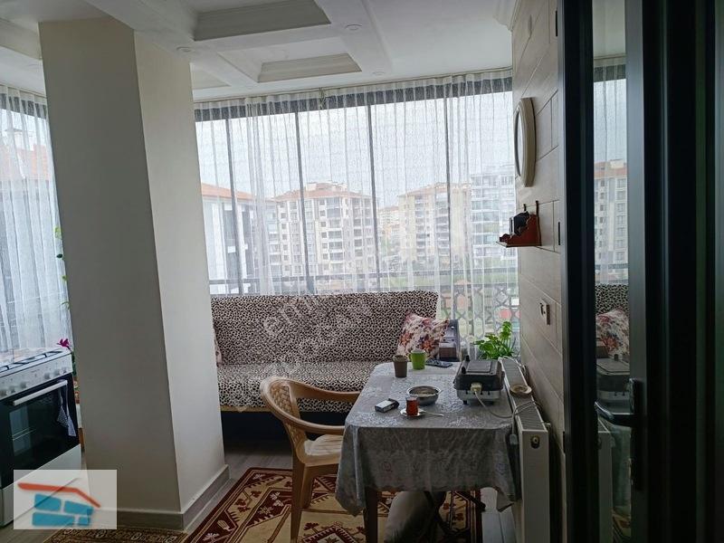Bozdoğandan Güngör Caddesinde Satılık 3+1 Daire — fotoğraf 23