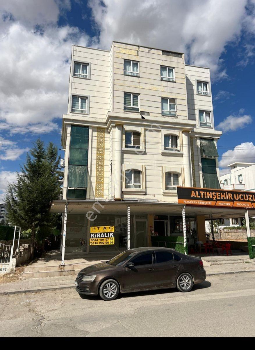 Bir Yapı Emlak'tan Satılık 1+1 Ara Kat Altınşehir De — fotoğraf 5