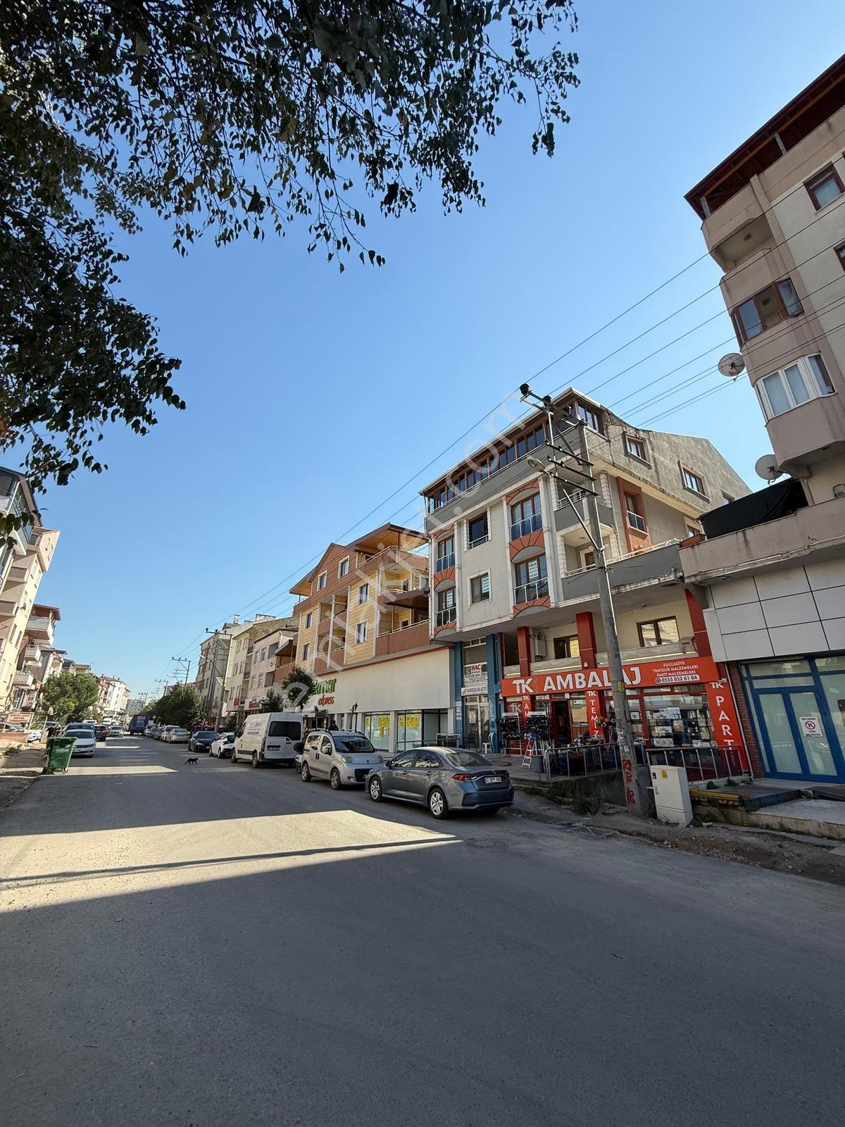 Emek Emlak'tan Atalar Mahde Ana Cadde Üzeri Satılık Arakat Daire — fotoğraf 4