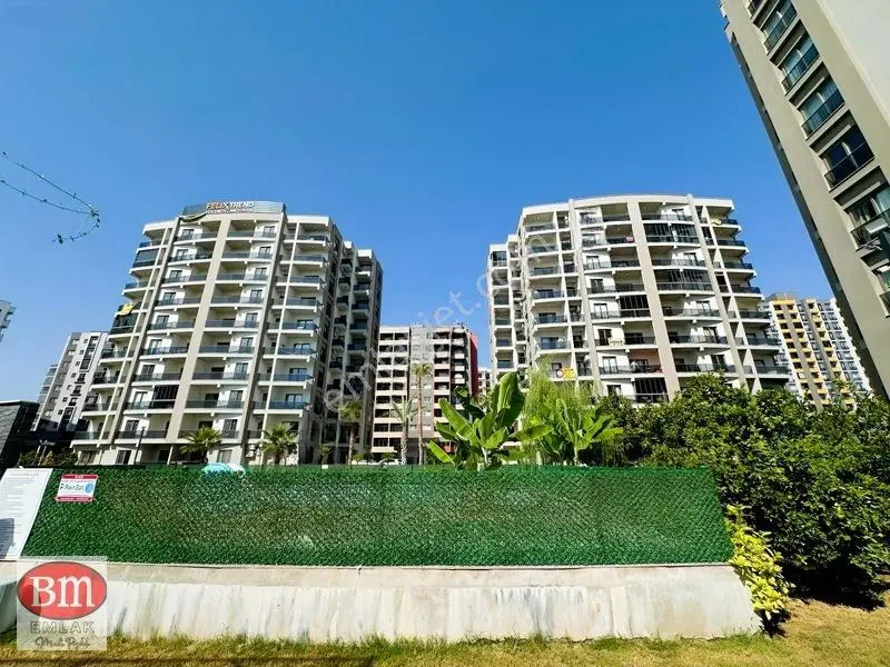 Bm"den Yücesoy Felix Trend'de Satılık Deniz Manzaralı 1+1 Daire — fotoğraf 23