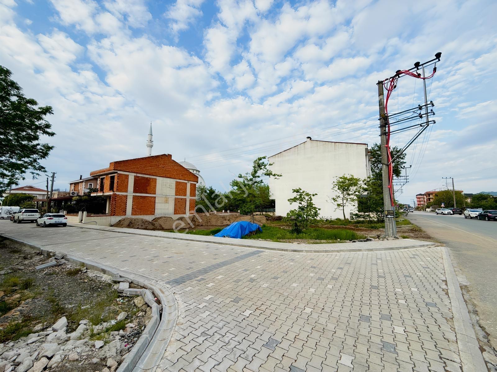 Humax...cumhuriyette 370m2 Fırsat Değerinde Arsa — fotoğraf 7