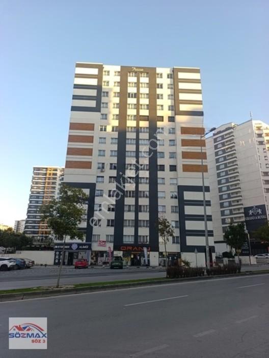 Karasu Caddesinde Avenir 58'de Arakat Satılık 3.5+1 Daire — fotoğraf 3